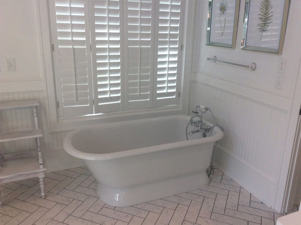 Bathtub installed by Sun Coast Builders